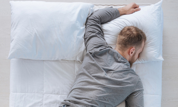 Czy spanie w zatyczkach do uszu jest bezpieczne?