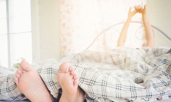 5 rad jak dbać o kręgosłup w czasie snu